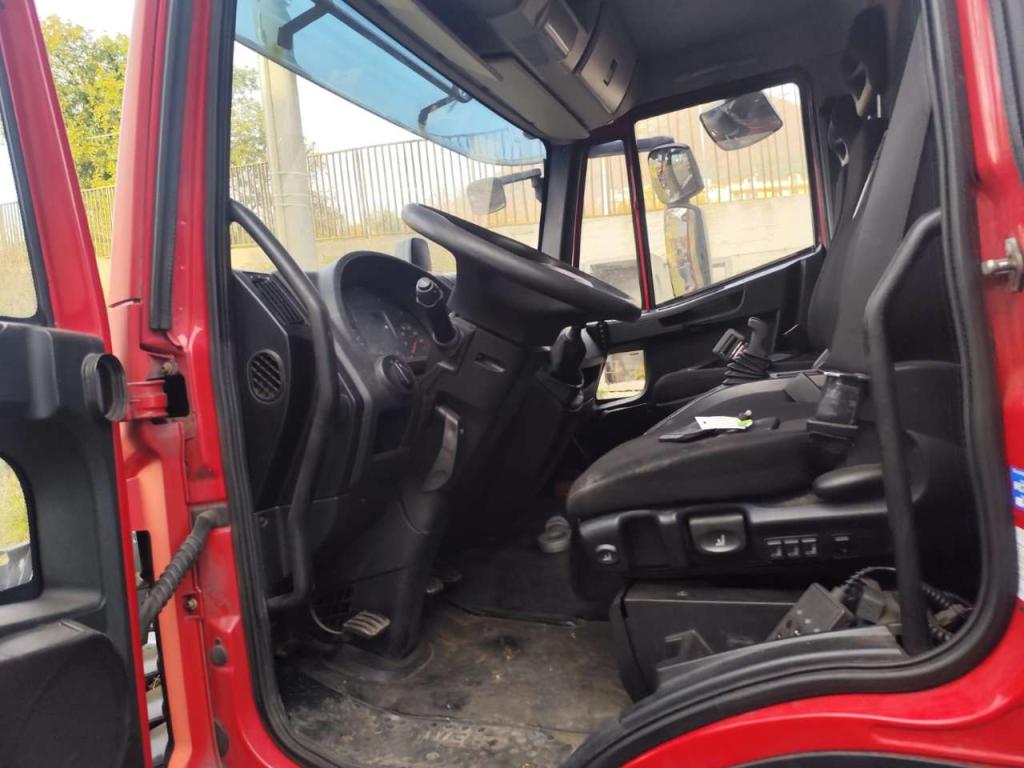 Iveco EUROCARGO 120-250 Photo 15