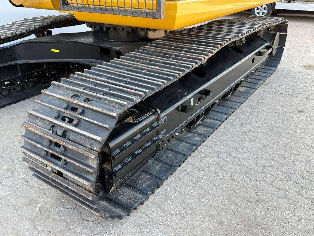 Caterpillar 323D3 *2025 Model* - New / Unused / Hammer Lines Photo 17