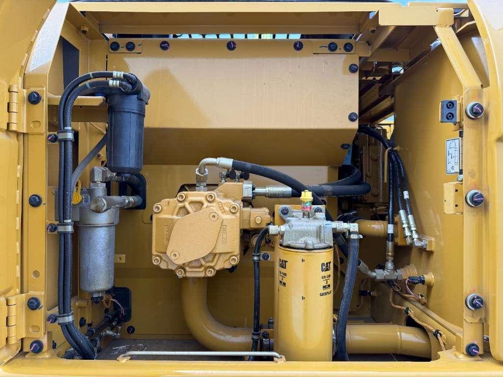 Caterpillar 323D3 *2025 Model* - New / Unused / Hammer Lines Photo 23