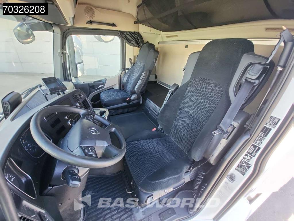 Mercedes-Benz Actros 1845 Actros 4X2 ClassicSpace Standklima Photo 25