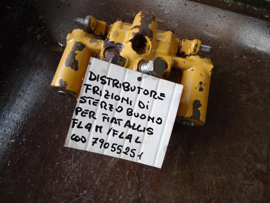 Distributeur d'embrayage de direction pour Fiat Allis FL4M E FL4L Photo 2