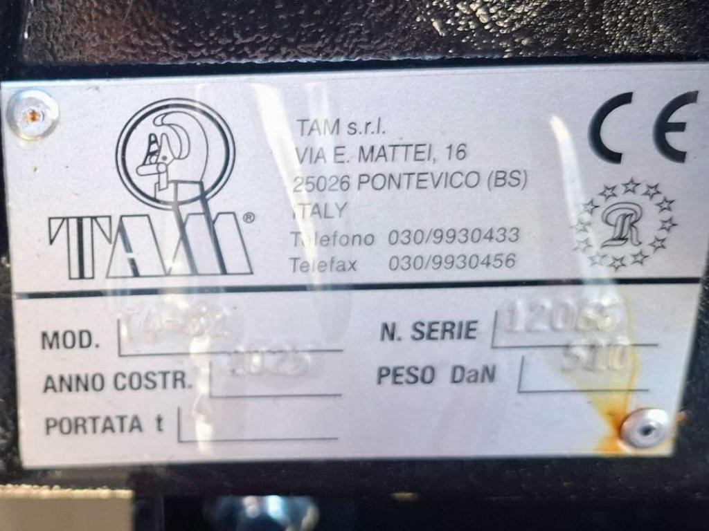 Isuzu M 29 Photo 13