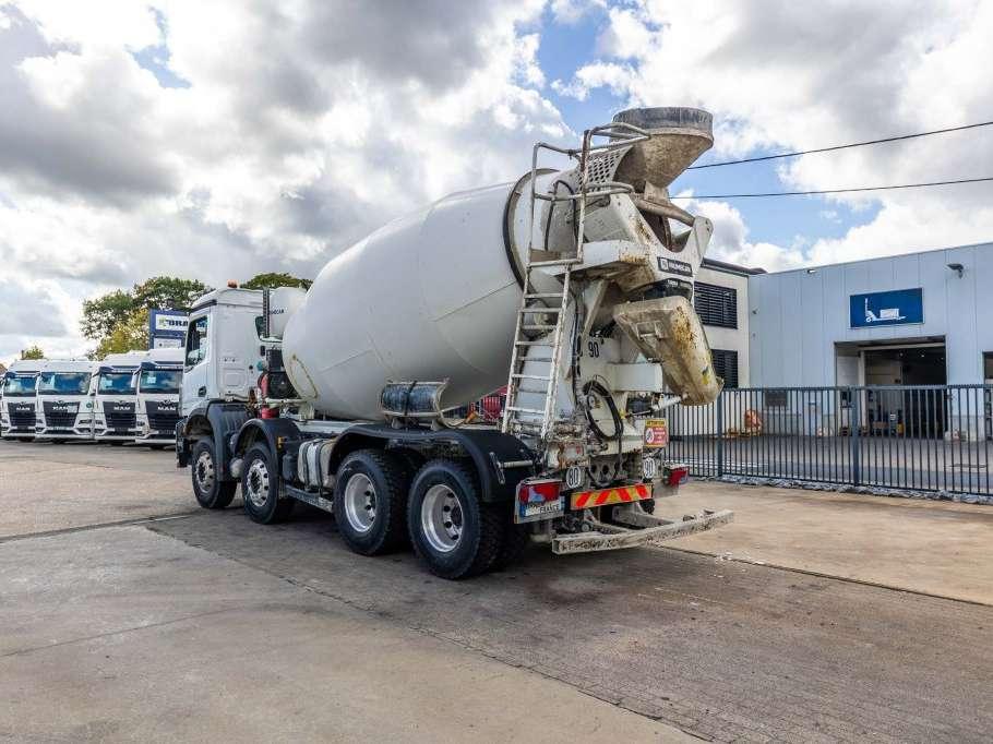 Mercedes-Benz AROCS 3240 BB + HARDOX 9m3 Photo 3
