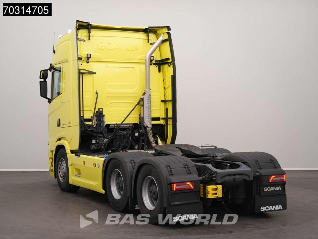 Scania S590 6X4 Full-Air Retarder 2xTanks Big-Axle Standklima Leder Navi Photo 2