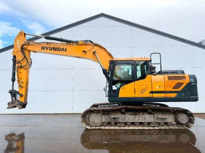 Hyundai HX220L - 360° Camera / Automatic Greasing Photo 1
