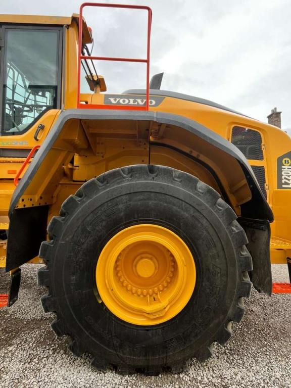 Volvo L220H Photo 11