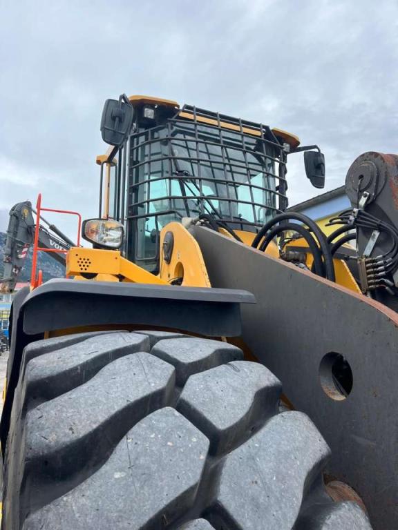 Volvo L220H Photo 12