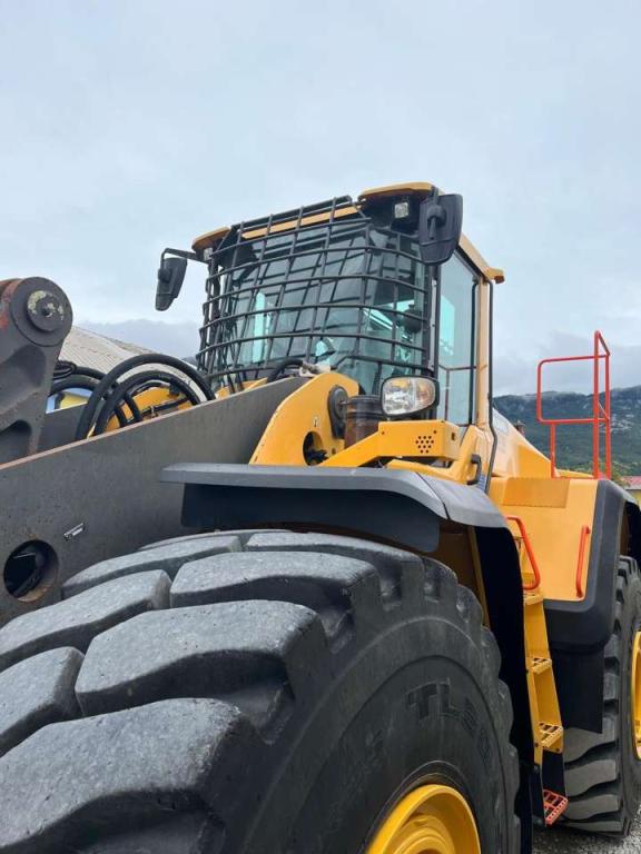 Volvo L220H Photo 13
