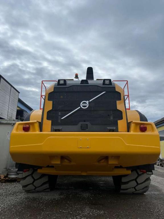 Volvo L220H Photo 5