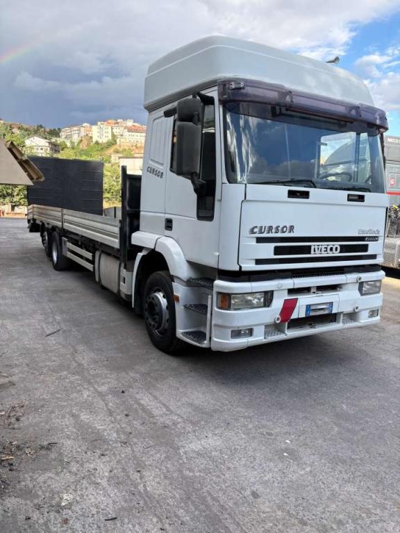 Iveco 310XVCURSOR Photo 3