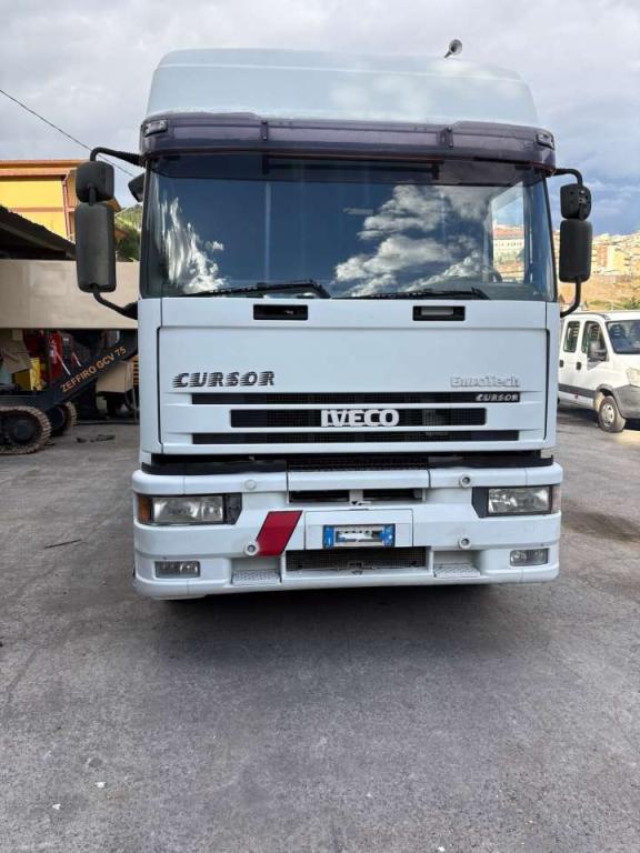 Iveco 310XVCURSOR Photo 4