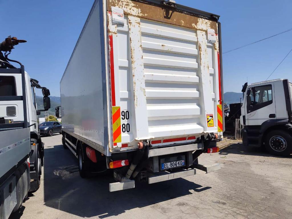 Iveco EUROCARGO CUBE 190-280L Photo 3