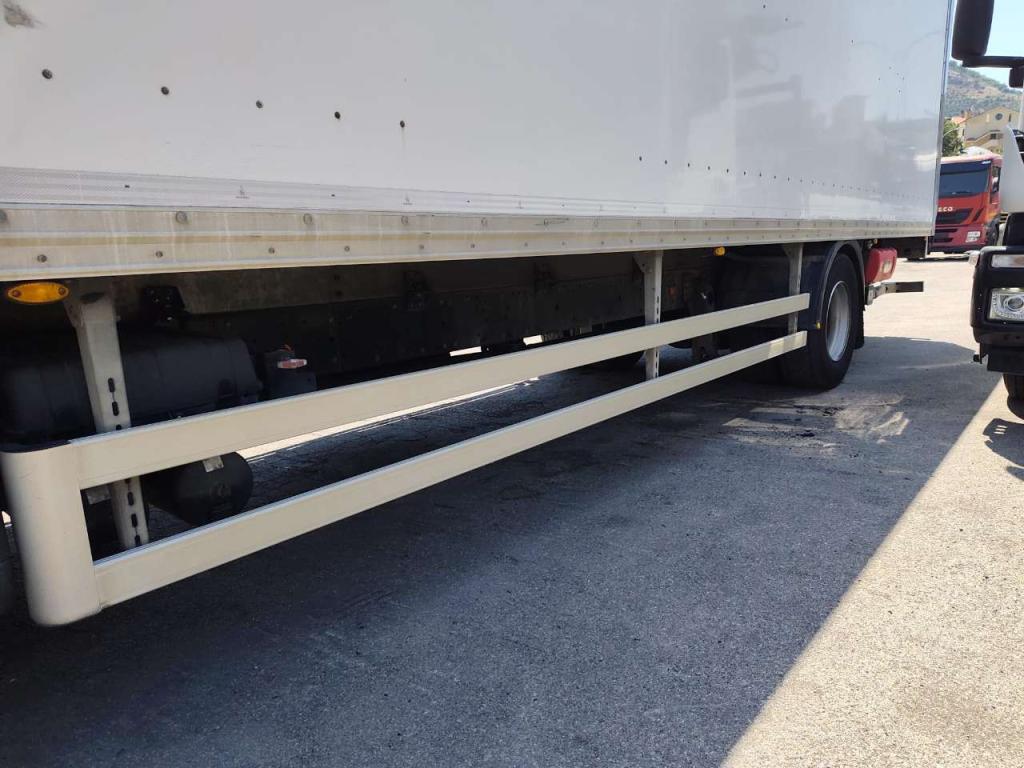 Iveco EUROCARGO CUBE 190-280L Photo 4