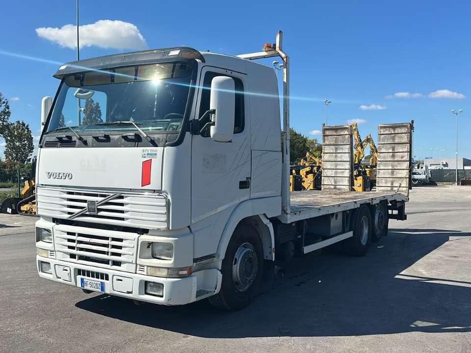 Volvo FL10 Photo 1