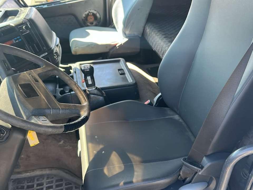 Volvo FL10 Photo 3