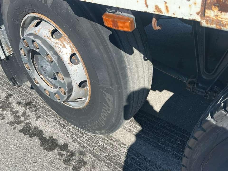 Volvo FL10 Photo 8