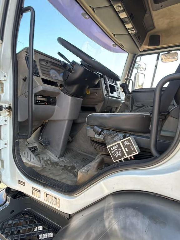 Renault 33FVC2-420 Photo 12