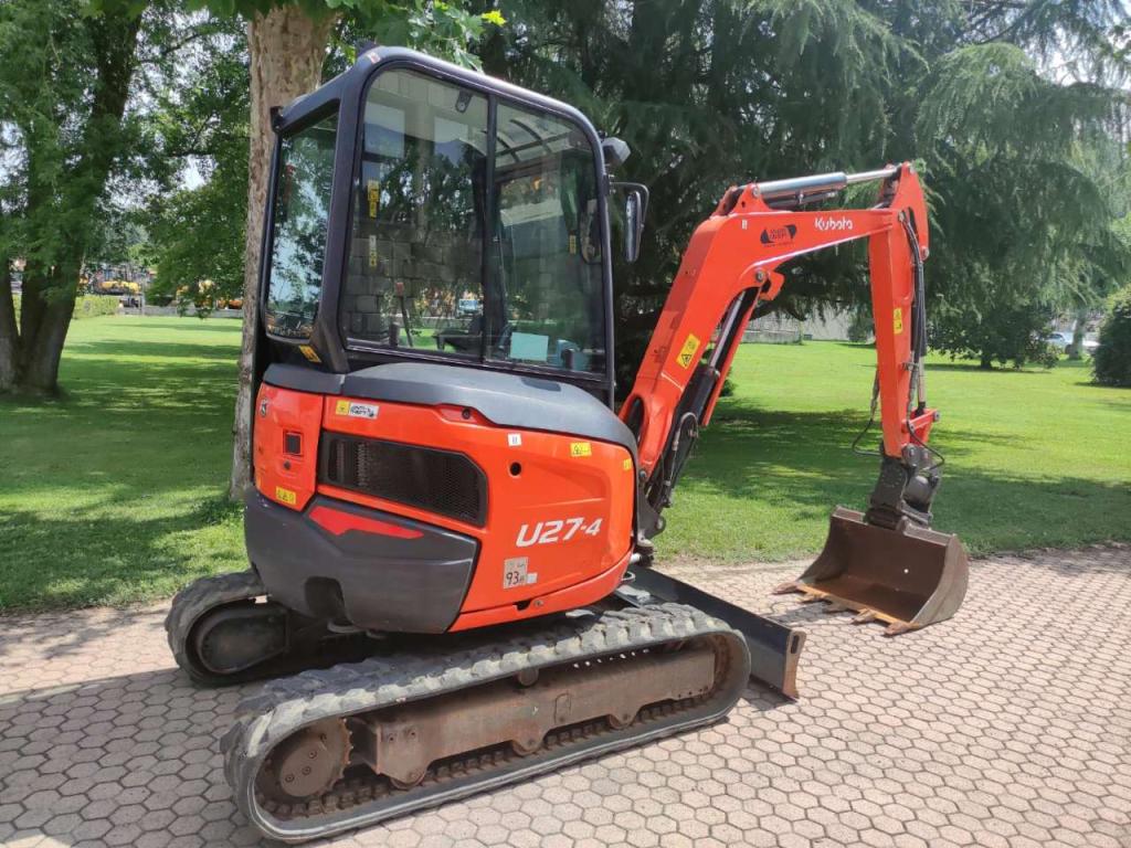 Kubota U27-4 Photo 2
