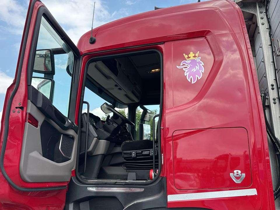 Scania R650 8x4 Photo 17