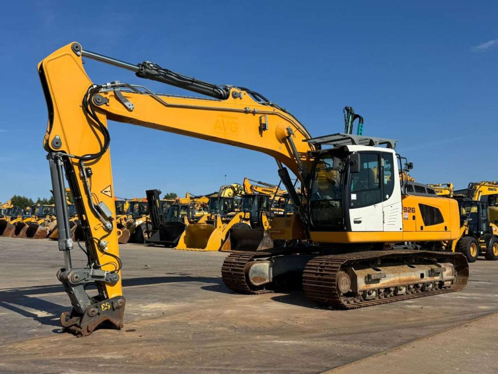 Liebherr R926 LC Photo 2