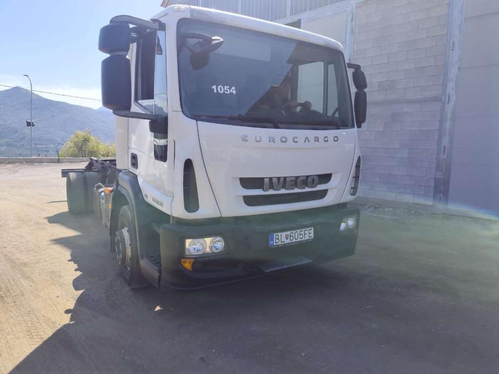 Iveco EUROCARGO 150E22P Photo 10