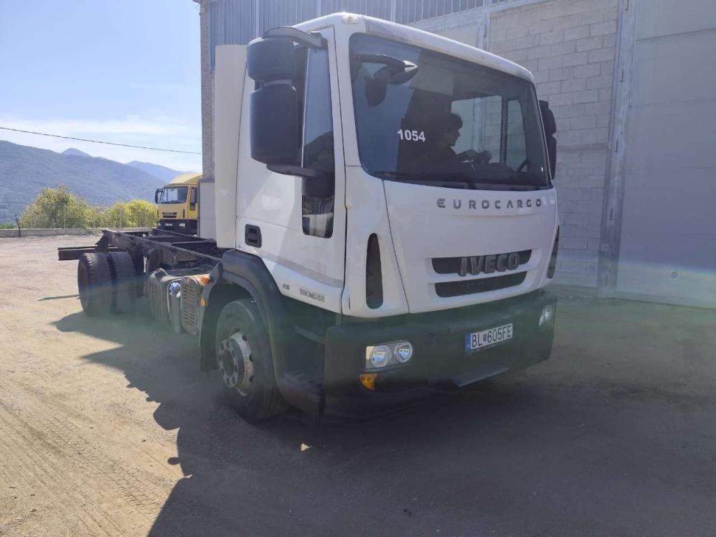 Iveco EUROCARGO 150E22P Photo 12