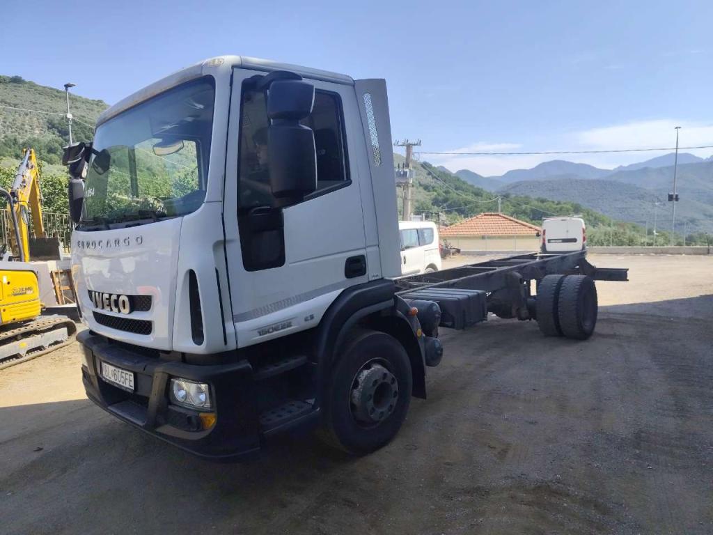 Iveco EUROCARGO 150E22P Photo 19