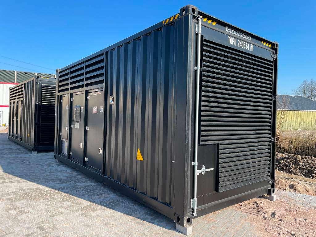 Cummins KTA38-G5 - 1100 kVA Generator - DPX-18815 Photo 5