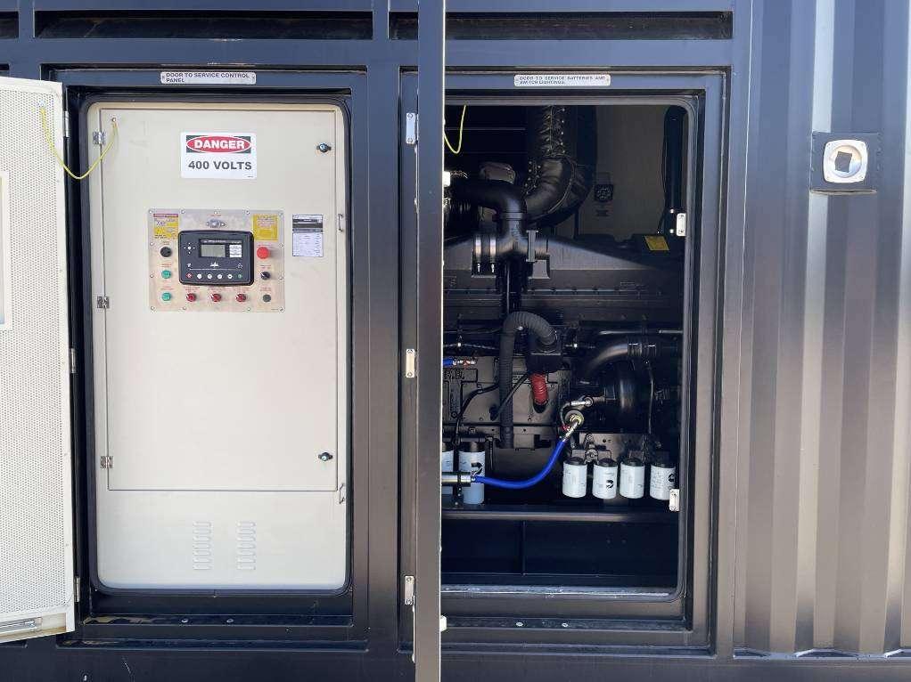 Cummins KTA38-G5 - 1100 kVA Generator - DPX-18815 Photo 7