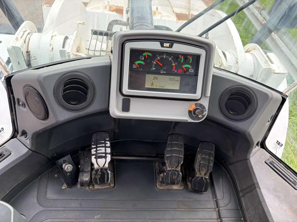 Caterpillar 950M Photo 19