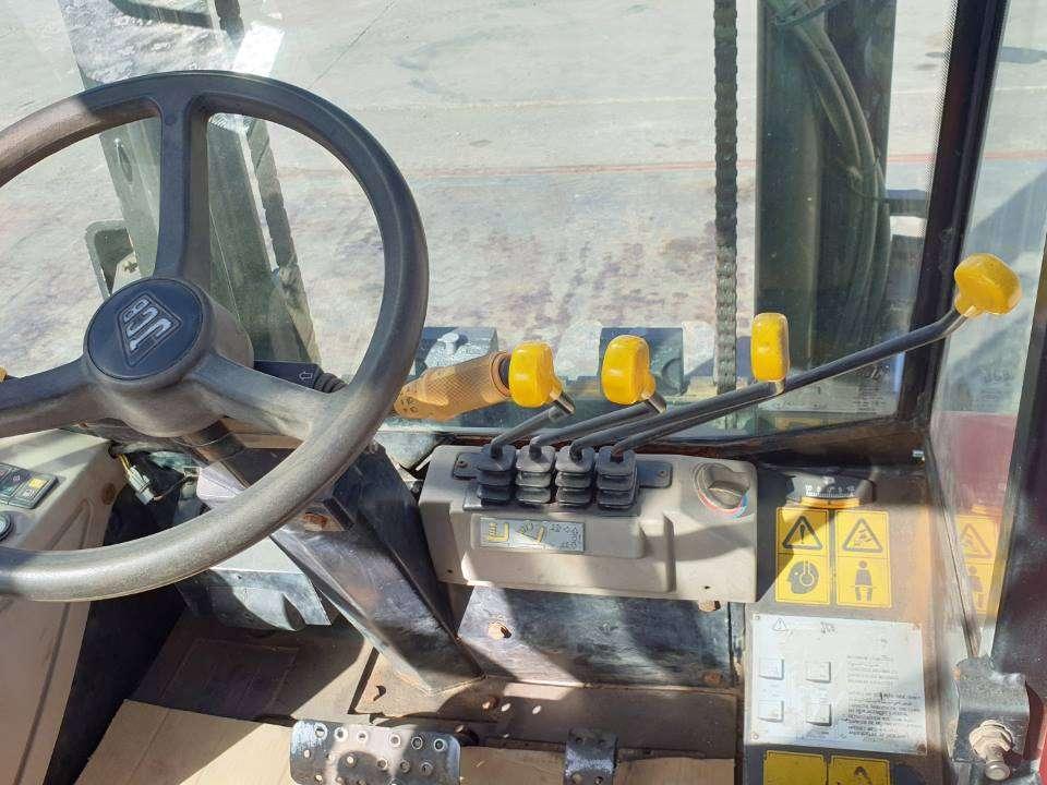 JCB 940 4x2 Photo 5