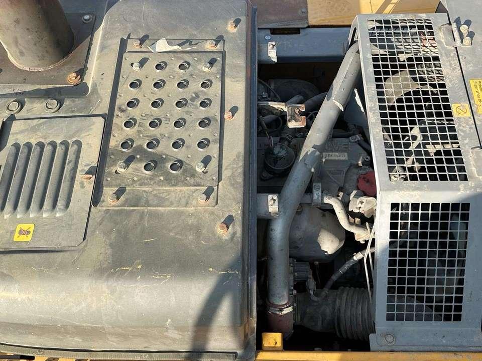 Hitachi X250LCN-5B Photo 13