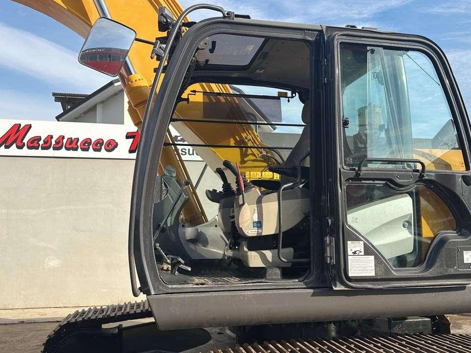 Hitachi X250LCN-5B Photo 15