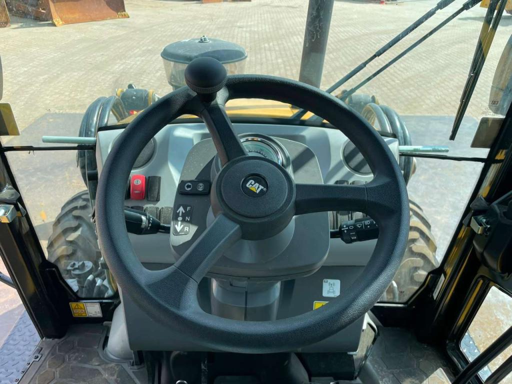 Caterpillar 424 Photo 20