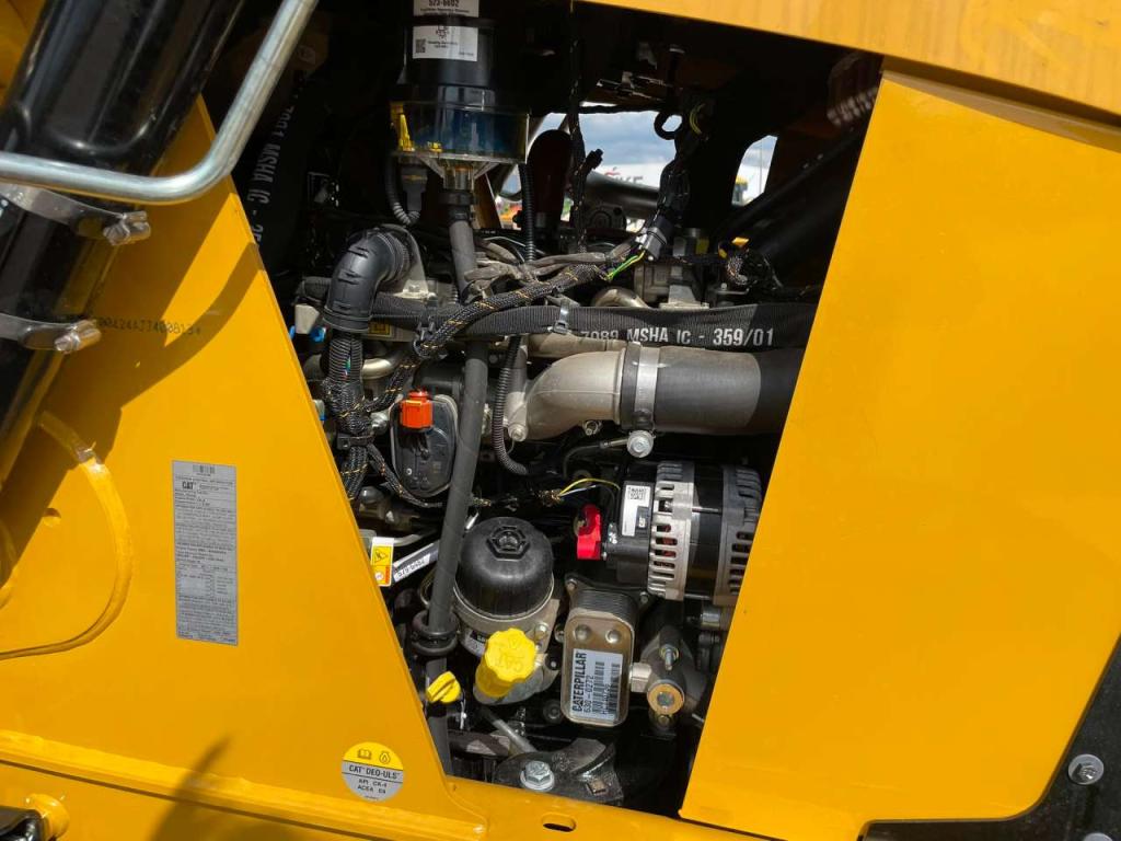 Caterpillar 424 Photo 27