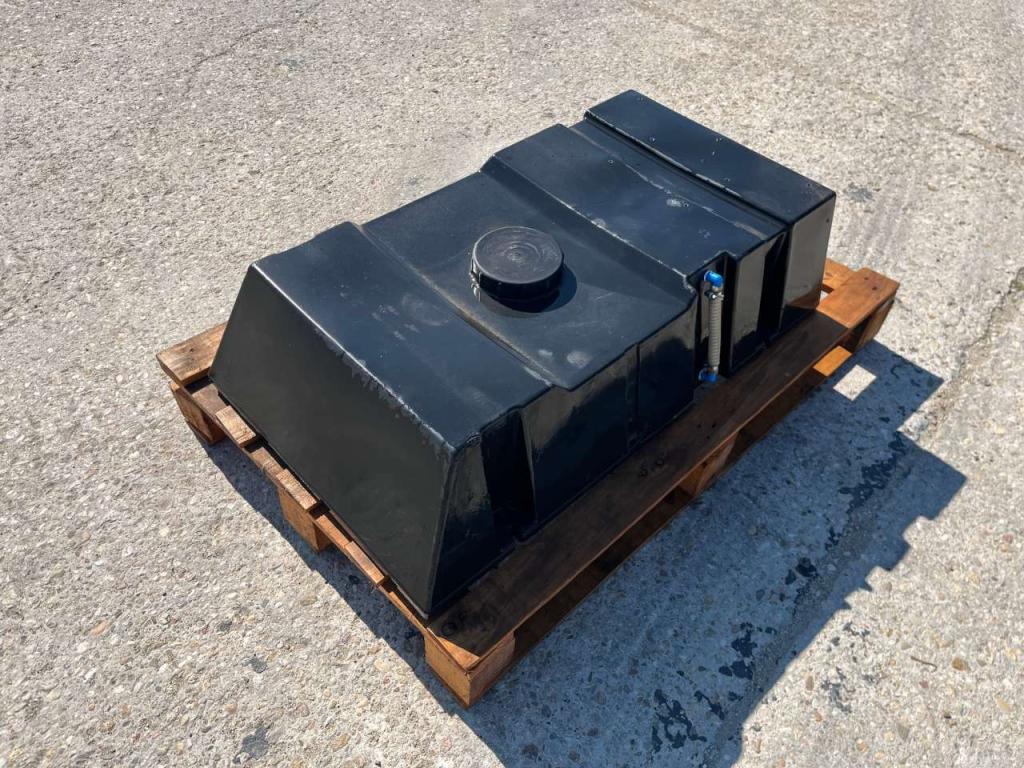 M3 MetalMeccanica Moderna 100LT Photo 4