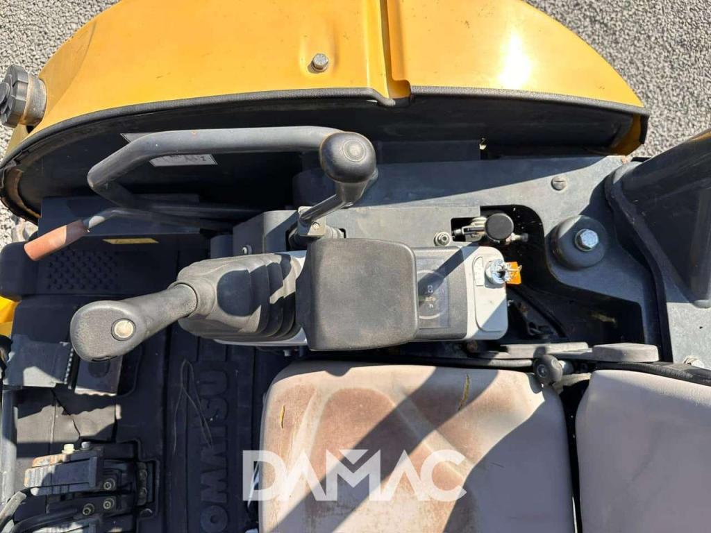 Komatsu PC26MR-3 Photo 14