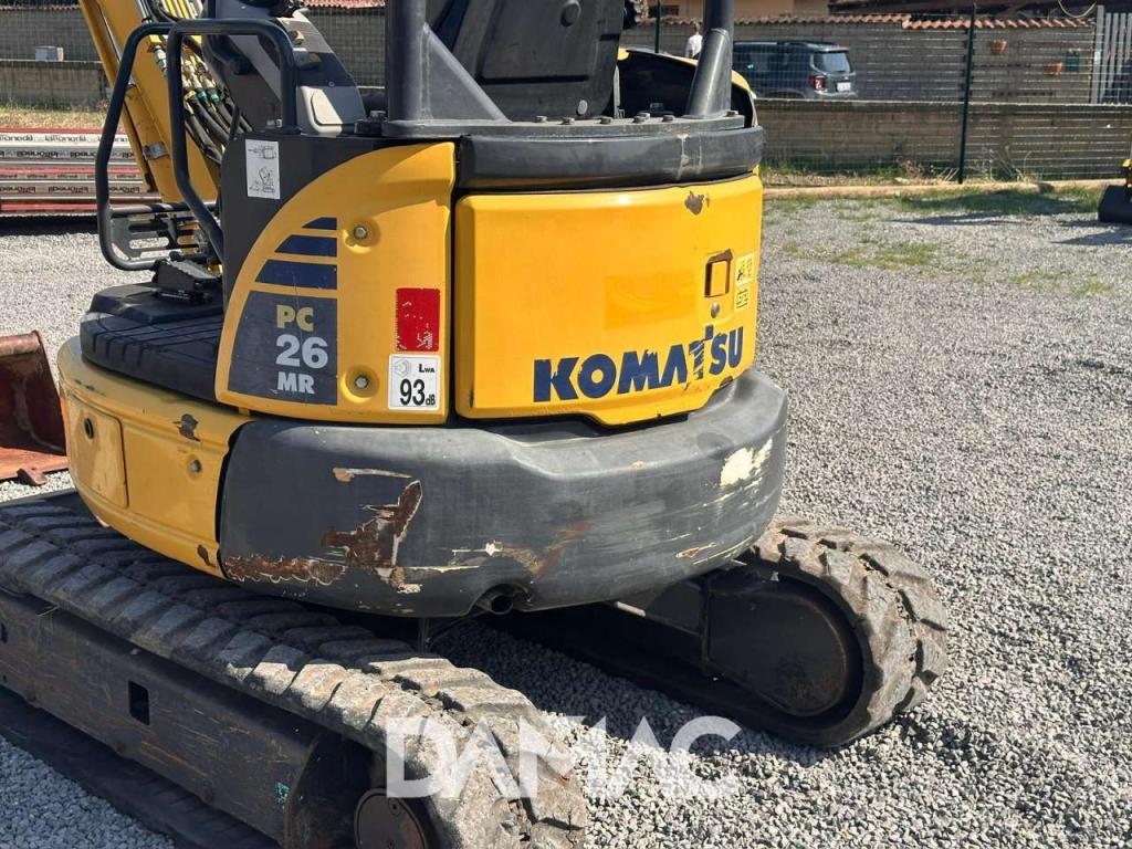 Komatsu PC26MR-3 Photo 5