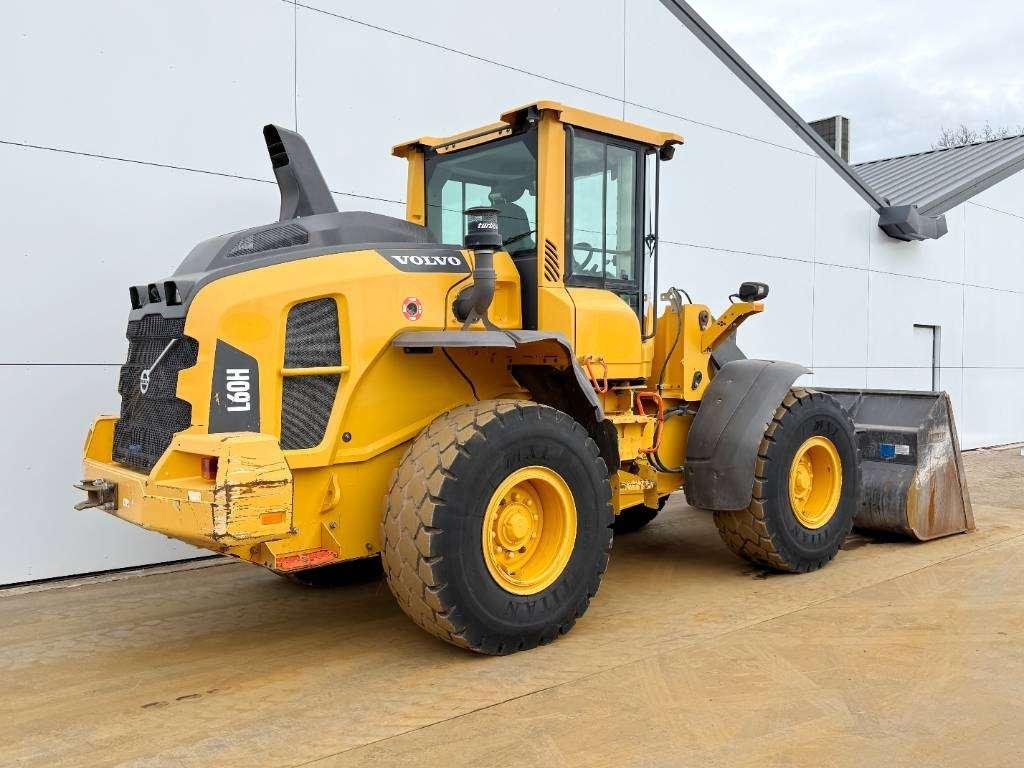 Volvo L60H - Backup Camera / Quick Coupler Photo 5