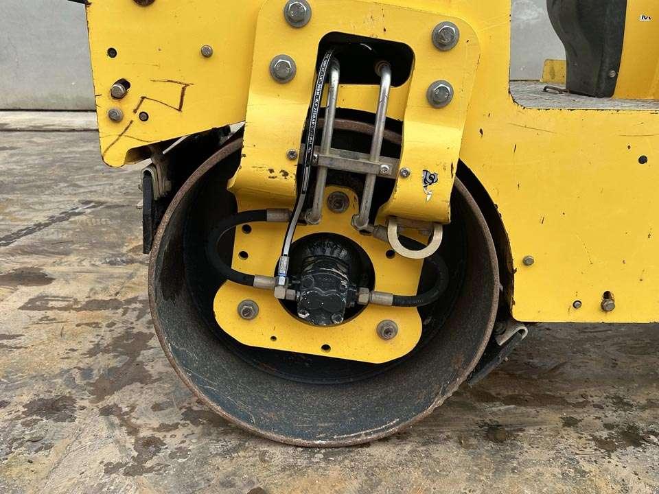 Bomag BW 80 AD-5 Photo 4