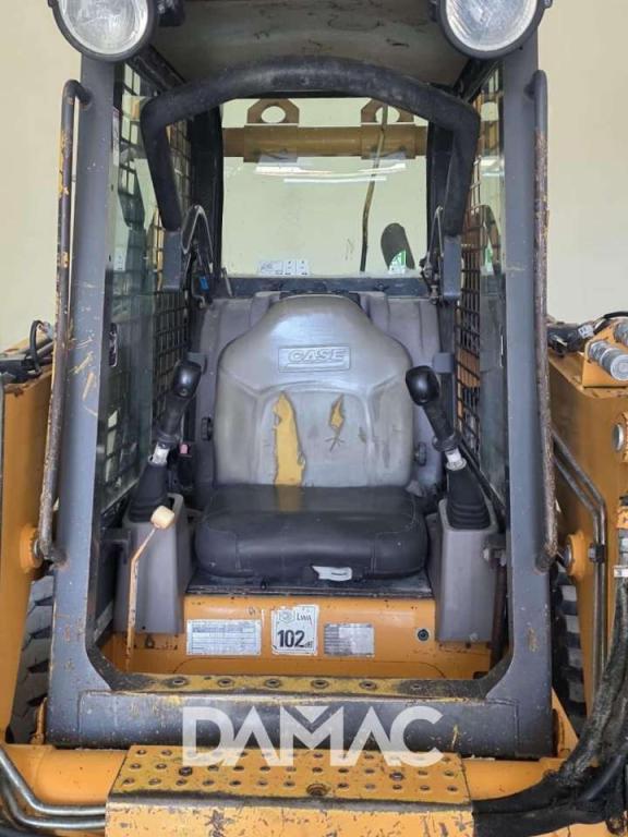 Case 75XT Photo 7