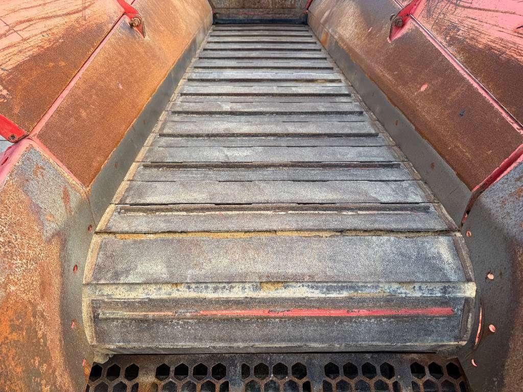 Sankvik QE340 - Caterpillar Engine / 2 Side Convey Crible mobile Photo 20