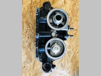 Support de filtre à huile de moteur pour Caterpillar en vente par Duranti s.a.s.
