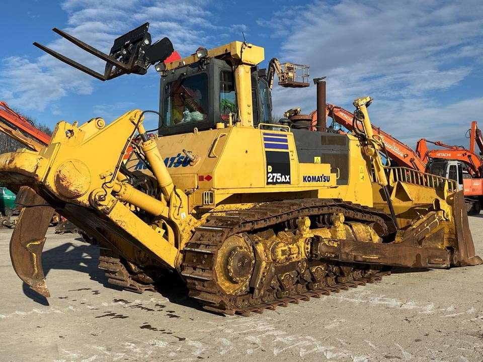Komatsu D275AX Photo 20