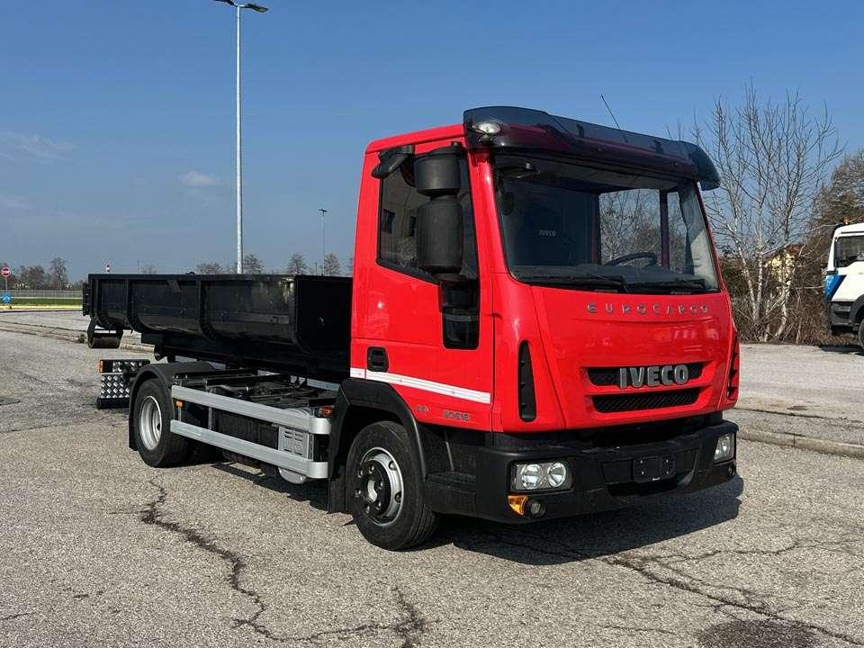 Iveco EUROCARGO 90E18 4X2 Photo 21