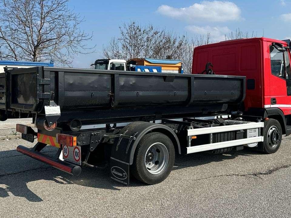 Iveco EUROCARGO 90E18 4X2 Photo 24
