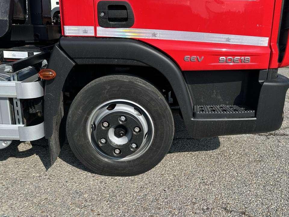 Iveco EUROCARGO 90E18 4X2 Photo 8