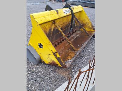 hook-on 2500 mm Embankment filling bucket Photo 1