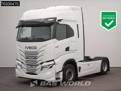 Iveco S-Way 500 4X2 NEW! Retarder 2x tanks Standklima ACC NAVI LED Mirrorcams en vente par BAS World B.V.