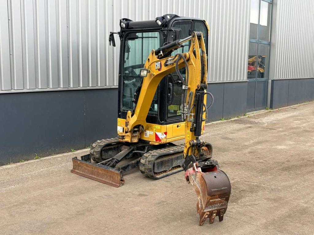 Caterpillar 301.8-05 Photo 10